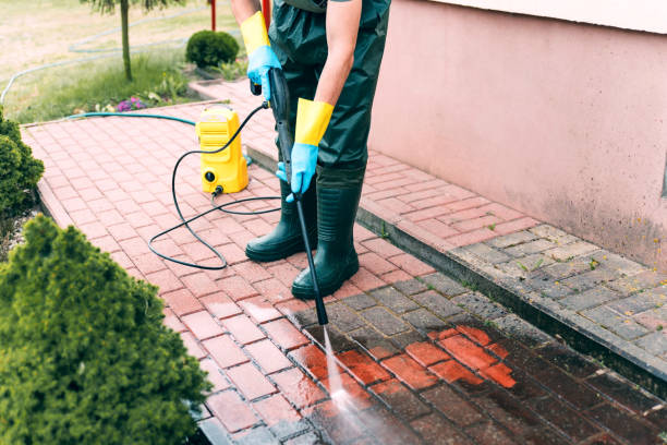 Best Concrete Pressure Washing  in Delafield, WI